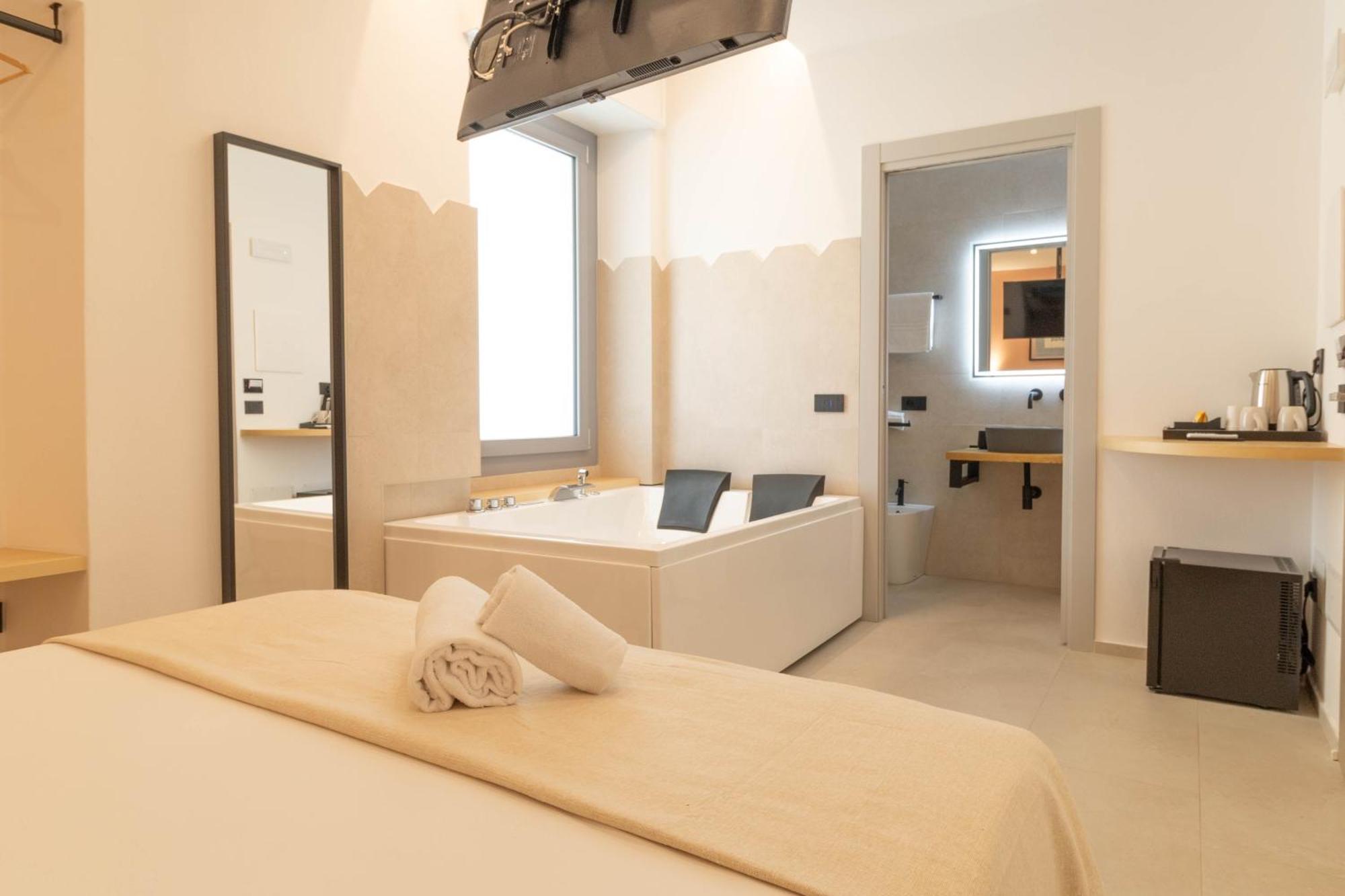 Sardinian Days - Suites & Rooms Cagliari Esterno foto