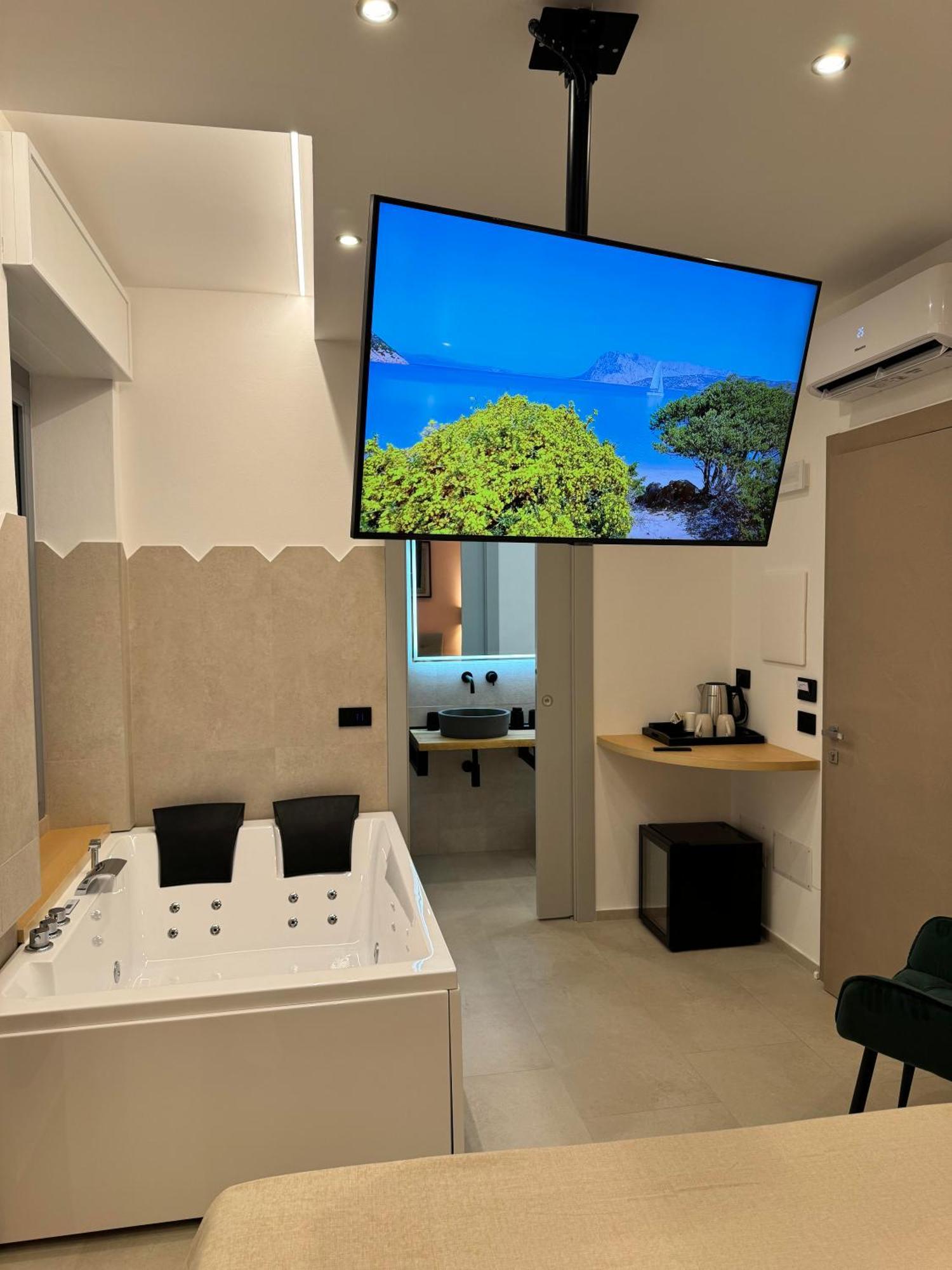 Sardinian Days - Suites & Rooms Cagliari Esterno foto