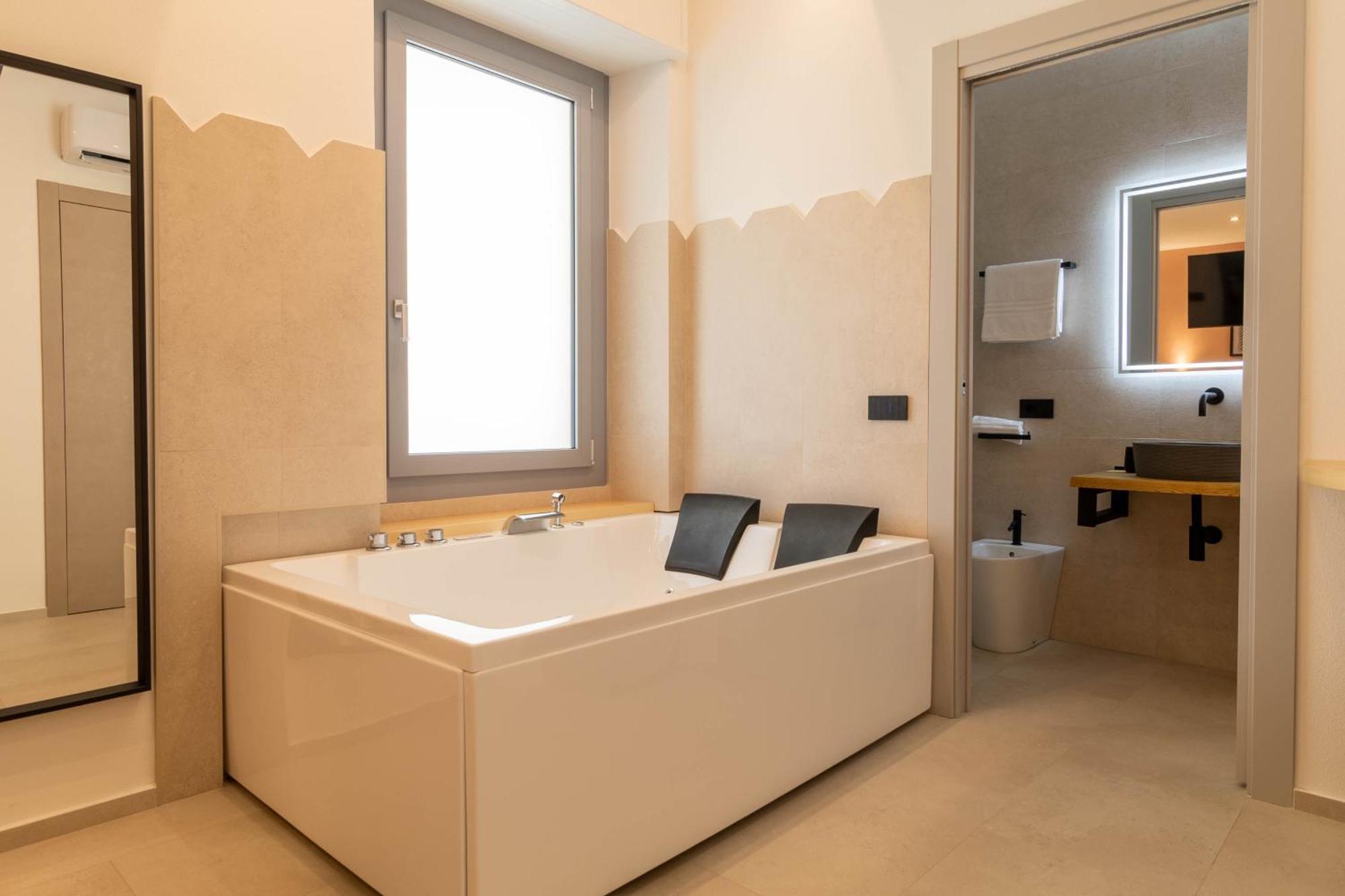 Sardinian Days - Suites & Rooms Cagliari Esterno foto
