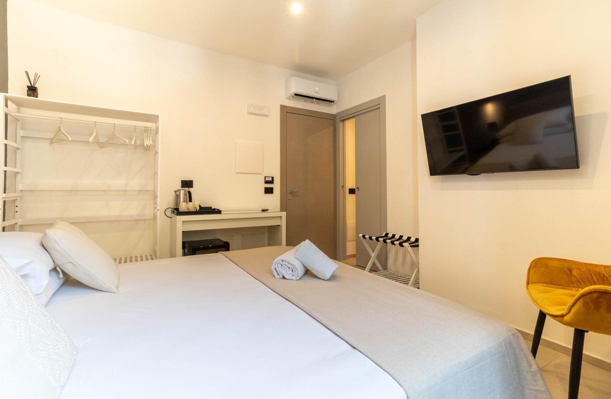 Sardinian Days - Suites & Rooms Cagliari Esterno foto