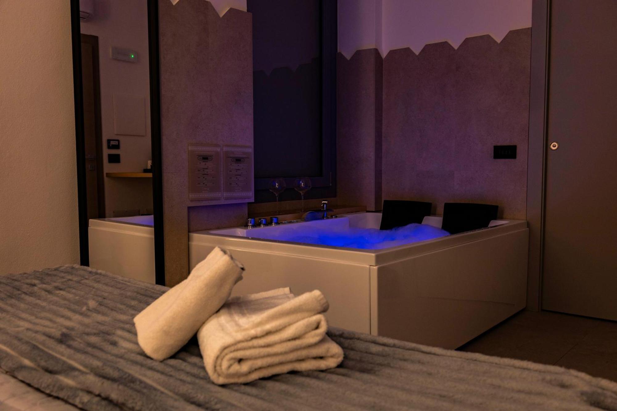 Sardinian Days - Suites & Rooms Cagliari Esterno foto